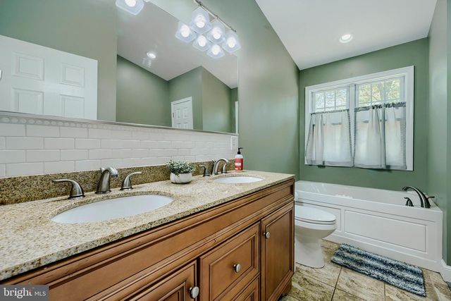 8105 BEVERLY RD, Severn, MD 21144