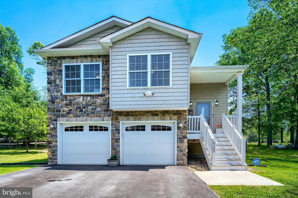 8105 BEVERLY RD, Severn, MD 21144