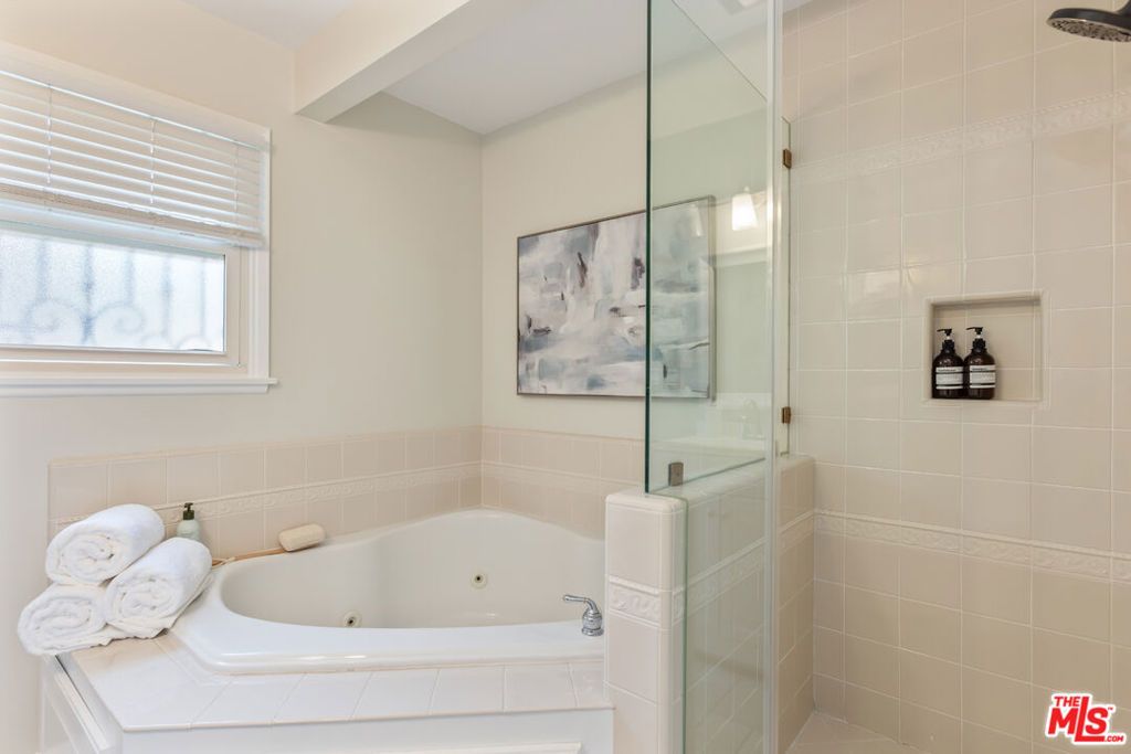Image 27 of property listing at 7537 Quimby Avenue, West Hills, CA 91307