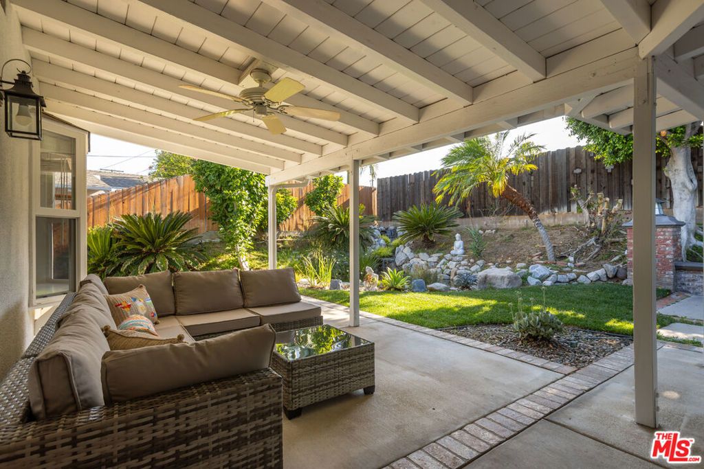 Image 32 of property listing at 7537 Quimby Avenue, West Hills, CA 91307