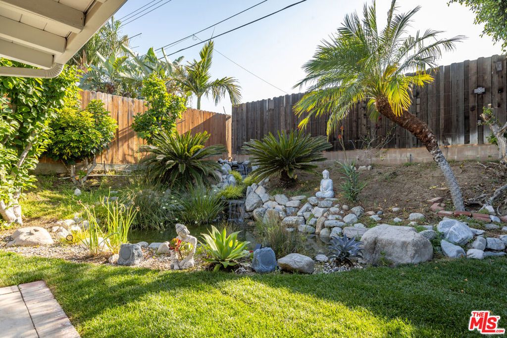 Image 35 of property listing at 7537 Quimby Avenue, West Hills, CA 91307