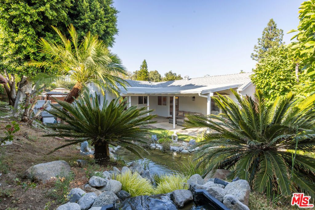 Image 42 of property listing at 7537 Quimby Avenue, West Hills, CA 91307