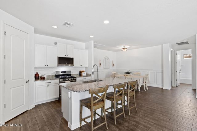 13642 W DESERT MOON Way, Peoria, AZ 85383