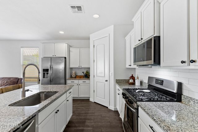 13642 W DESERT MOON Way, Peoria, AZ 85383
