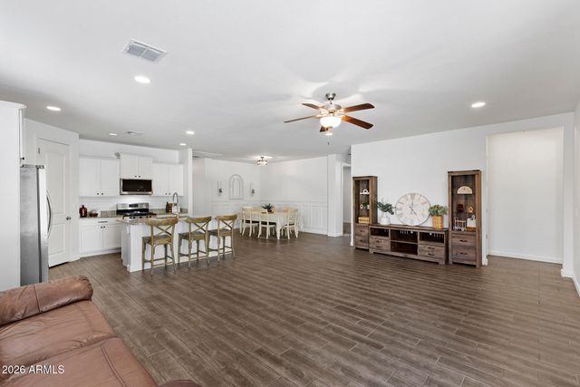 13642 W DESERT MOON Way, Peoria, AZ 85383
