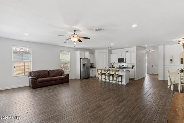 13642 W DESERT MOON Way, Peoria, AZ 85383