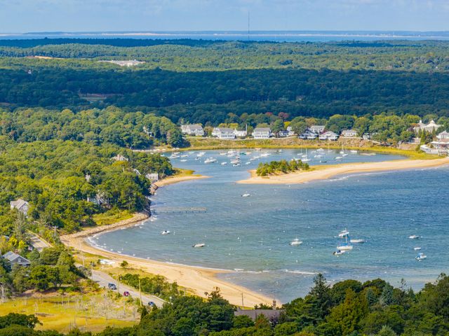 800 Riverview Drive, Chatham, MA 02633