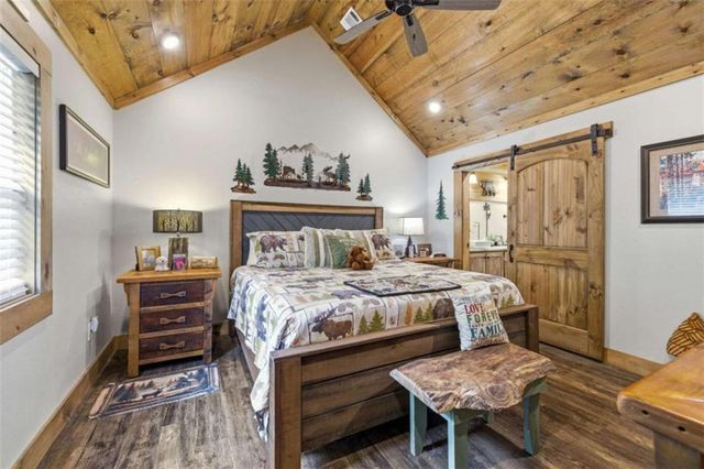 137 Thornwood Lane, Ellijay, GA 30540