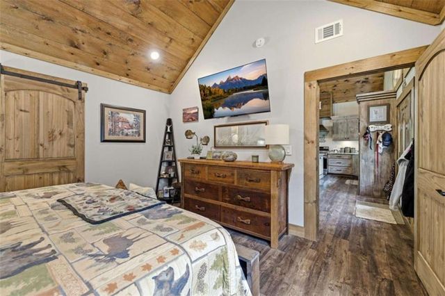 137 Thornwood Lane, Ellijay, GA 30540
