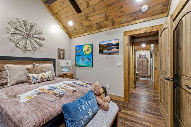 137 Thornwood Lane, Ellijay, GA 30540