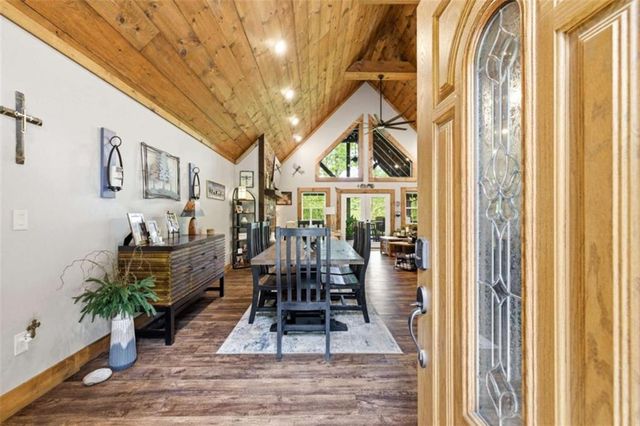 137 Thornwood Lane, Ellijay, GA 30540