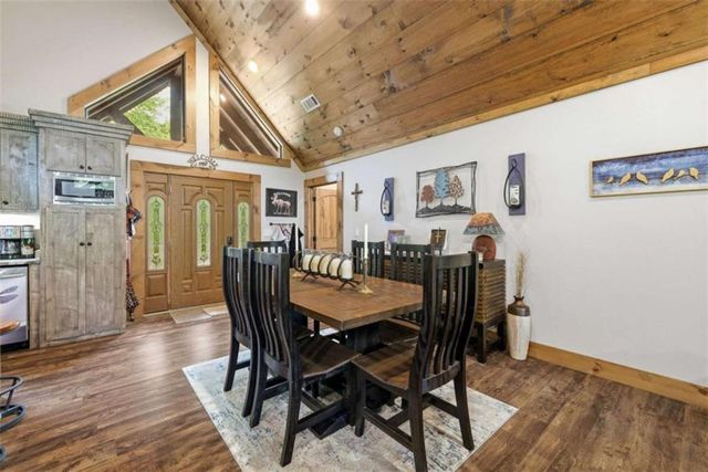 137 Thornwood Lane, Ellijay, GA 30540