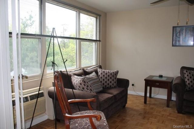 12 Old Mamaroneck Road 7K, White Plains, NY 10601