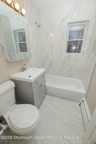 110 Stonehurst Boulevard H, Freehold, NJ 07728