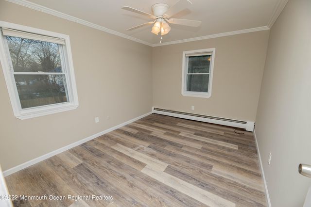 110 Stonehurst Boulevard H, Freehold, NJ 07728
