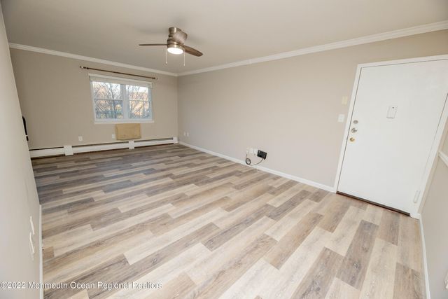 110 Stonehurst Boulevard H, Freehold, NJ 07728