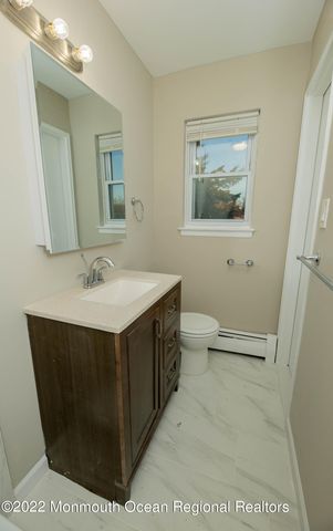 110 Stonehurst Boulevard H, Freehold, NJ 07728