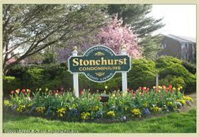 110 Stonehurst Boulevard H, Freehold, NJ 07728
