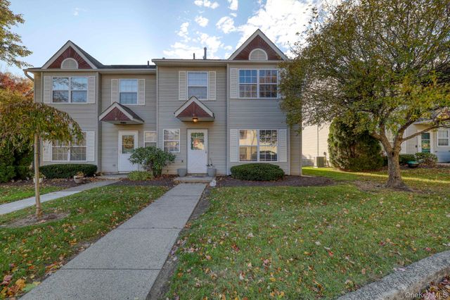 256 Quassaick Avenue 7, New Windsor, NY 12553