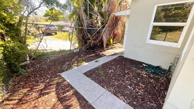 1325 S L Street Unit 2, Lake Worth Beach, FL 33460