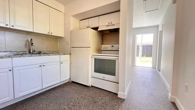 1325 S L Street Unit 2, Lake Worth Beach, FL 33460
