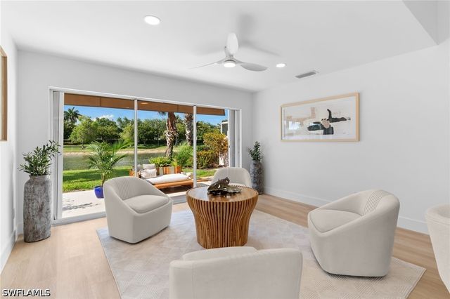 3149 Andorra CT, Naples, FL 34109