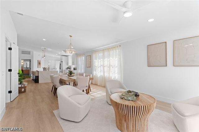 3149 Andorra CT, Naples, FL 34109