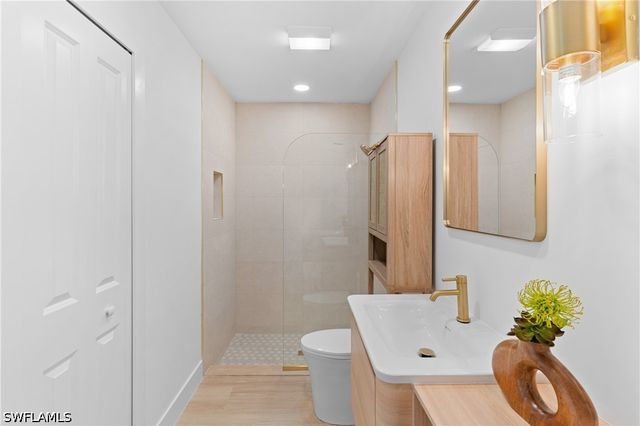 3149 Andorra CT, Naples, FL 34109