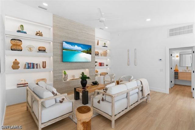 3149 Andorra CT, Naples, FL 34109