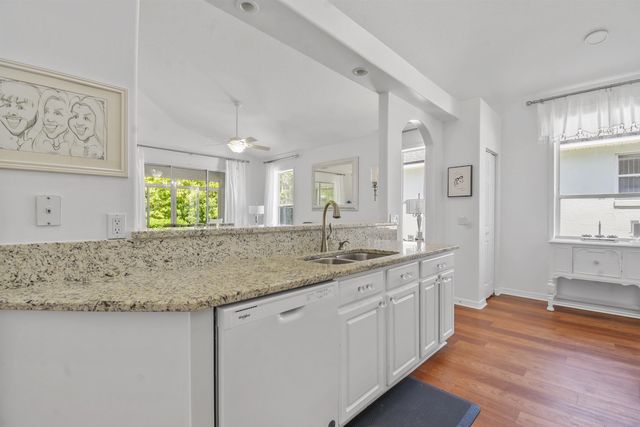 561 Boxwood Pl, St Augustine, FL 32086