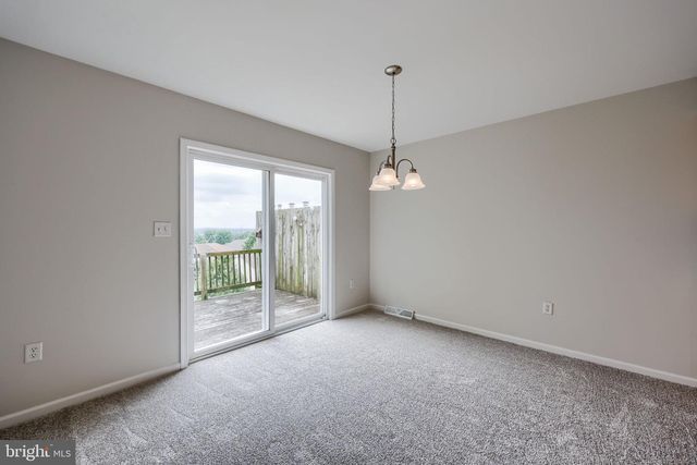 212 EAGLE DR, Ephrata, PA 17522