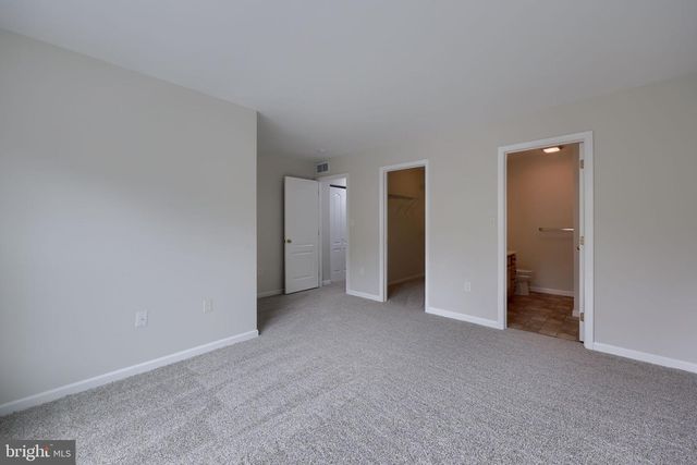 212 EAGLE DR, Ephrata, PA 17522