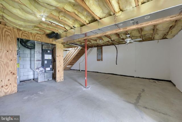 212 EAGLE DR, Ephrata, PA 17522