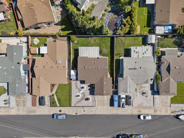 1880 Dove Way, Hayward, CA 94545