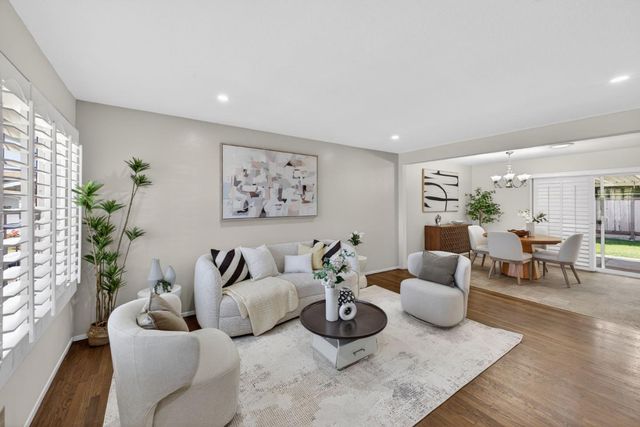 1880 Dove Way, Hayward, CA 94545