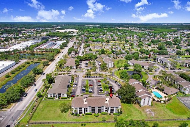 2030 CASCADES BOULEVARD 302, Kissimmee, FL 34741