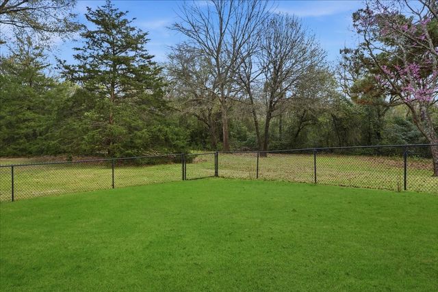 16378 County Road 431, Lindale, TX 75771