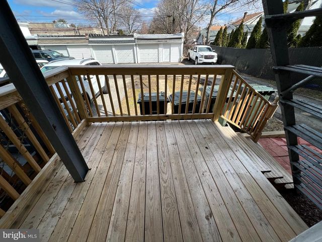 1213 DARBY RD, Havertown, PA 19083