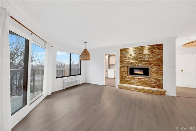 500 High Point Drive 412, Hartsdale, NY 10530