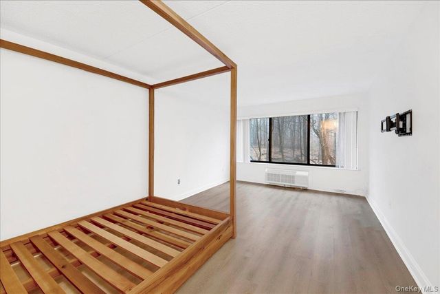 500 High Point Drive 412, Hartsdale, NY 10530