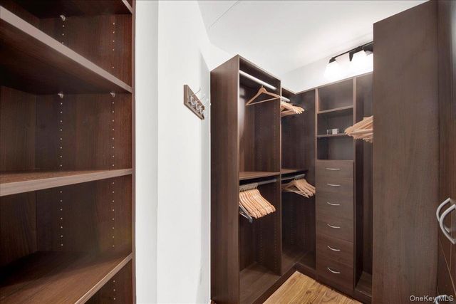 500 High Point Drive 412, Hartsdale, NY 10530