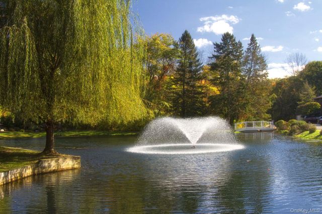 44 Route 25 A 206, Smithtown, NY 11787