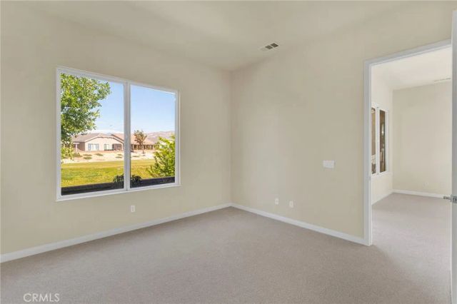 10669 Lanigan Road, Apple Valley, CA 92308