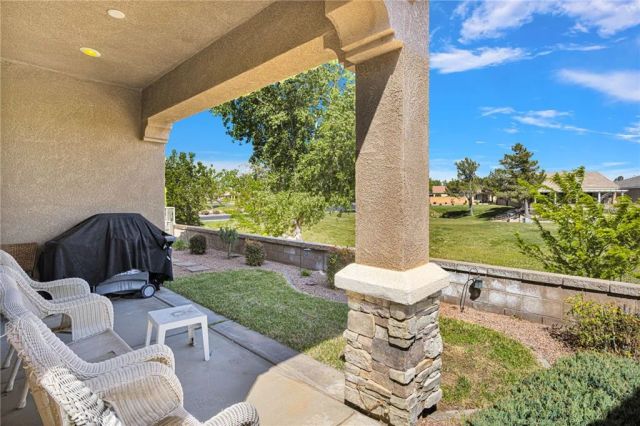 10669 Lanigan Road, Apple Valley, CA 92308