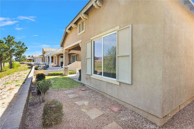 10669 Lanigan Road, Apple Valley, CA 92308