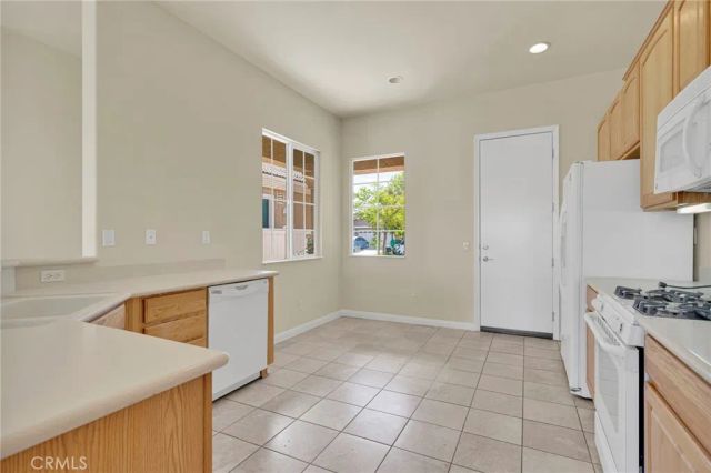 10669 Lanigan Road, Apple Valley, CA 92308