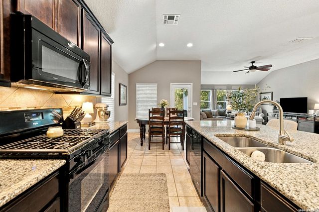 27506 Valle Verde, Boerne, TX 78015