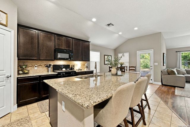 27506 Valle Verde, Boerne, TX 78015