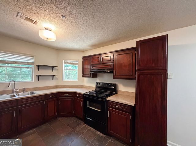 3753 Soapstone Road, Decatur, GA 30034