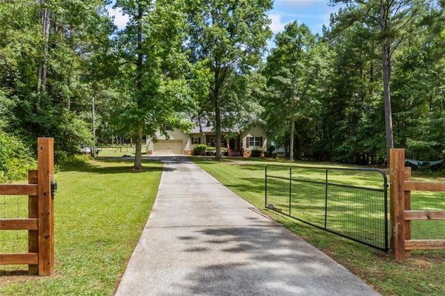 3651 Kraddle Creek Drive, Covington, GA 30014